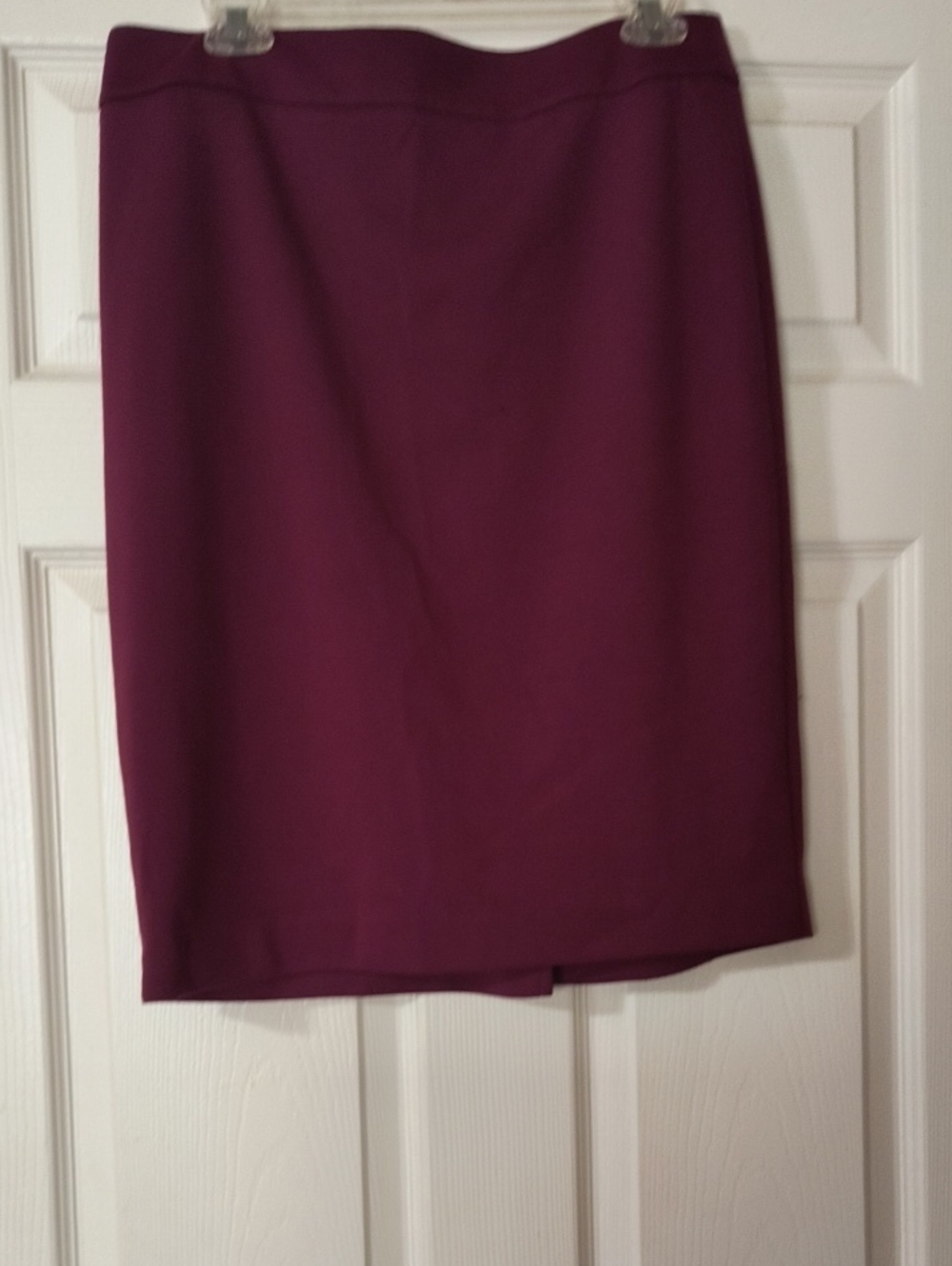 Jones Studio Plum Pencil Skirt